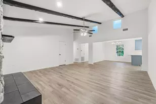 910 S Whisperwood Ln S, Fort Walton Beach, FL 32547 - Photo 14