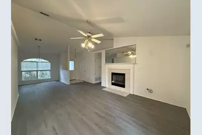 2678 Hidden Estates Circle, Navarre, FL 32566 - Photo 12