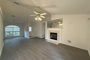 2678 Hidden Estates Cir, Navarre, FL 32566 - Photo 12