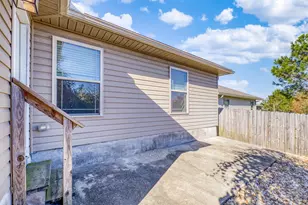 1922 Bright Water Dr, Gulf Breeze, FL 32563 - Photo 40