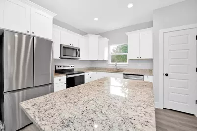 5087 San Pedro Court, Milton, FL 32583 - Photo 8