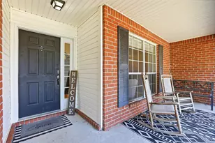 3925 Holleyberry Ln, Milton, FL 32583 - Photo 6