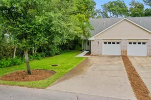 2170 Tom St, Navarre, FL 32566 - Photo 4