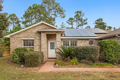 6530 Longview Street, Navarre, FL 32566 - Photo 2