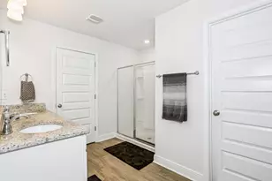 3118 Heritage Oaks Cir, Navarre, FL 32566 - Photo 22