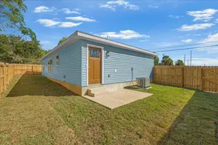 2363 N F Street N, Pensacola, FL 32501 - Photo 2