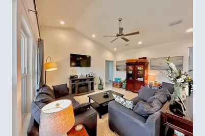 1646 Ocean Breeze Lane, Gulf Breeze, FL 32563 - Photo 6