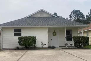 7457 Harvest Village Ct, Navarre, FL 32566 - Photo 1