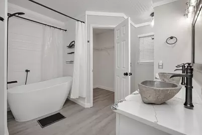 4268 Lancaster Drive, Niceville, FL 32578 - Photo 18