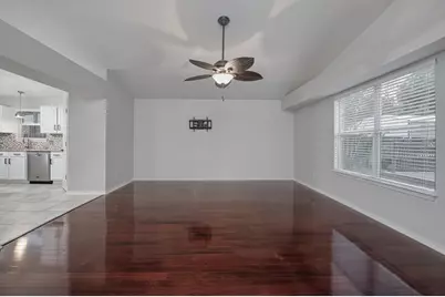 4268 Lancaster Drive, Niceville, FL 32578 - Photo 6