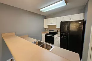 129 Noblat Dr, Mary Esther, FL 32569 - Photo 8