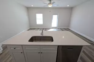 5723 Sandy Walk St, Gulf Breeze, FL 32563 - Photo 10