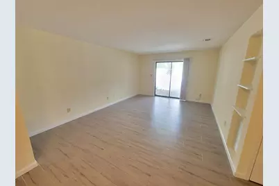 1610 Greenbriar Parkway #2, Gulf Breeze, FL 32563 - Photo 2