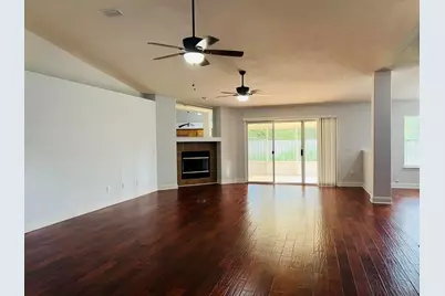 7013 Leisure St Street, Navarre, FL 32566 - Photo 2