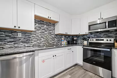 300 SW Miracle Strip Parkway SW #1D, Fort Walton Beach, FL 32548 - Photo 2