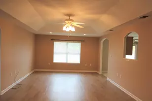 8617 Olivera St, Navarre, FL 32566 - Photo 4