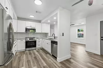 1101 W Lloyd Street W, Pensacola, FL 32501 - Photo 6