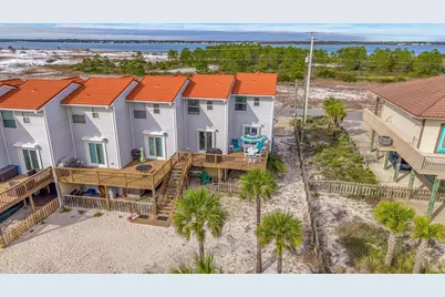 7905 White Sands Boulevard #APT 1, Navarre, FL 32566 - Photo 4