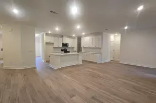 7142 Wells Ave, Navarre, FL 32566 - Photo 4