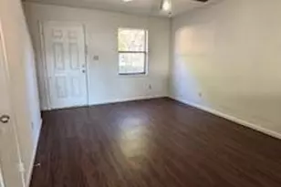 696 Tyner St, Fort Walton Beach, FL 32547 - Photo 2