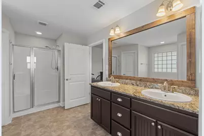 7048 Flintwood Street, Navarre, FL 32566 - Photo 18