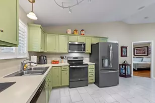 2478 Houston Cir, Gulf Breeze, FL 32563 - Photo 12