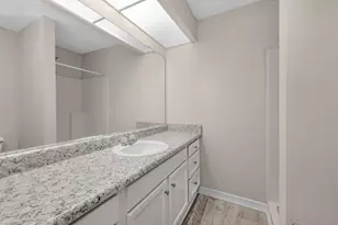 2301 W Michigan Ave W, Pensacola, FL 32526 - Photo 16