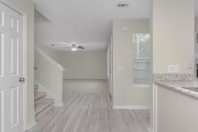 2301 W Michigan Avenue W #41, Pensacola, FL 32526 - Photo 2