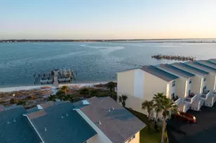 1440 Paradise Point Dr, Navarre, FL 32566 - Photo 46