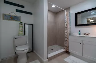 1440 Paradise Point Dr, Navarre, FL 32566 - Photo 30