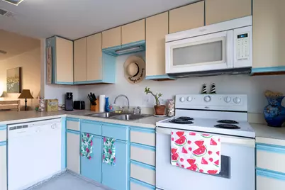 1440 Paradise Point Drive #13, Navarre, FL 32566 - Photo 8