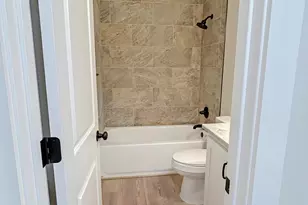 105 Drew Ct, Niceville, FL 32578 - Photo 14