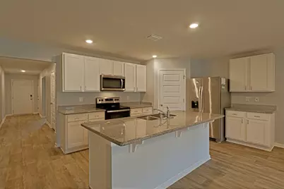 5747 Guinevere Lane, Milton, FL 32583 - Photo 2