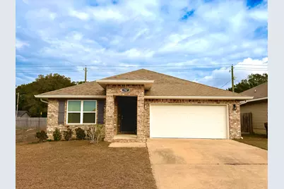 5747 Guinevere Lane, Milton, FL 32583 - Photo 1