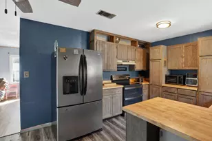 5306 Catalina St, Milton, FL 32571 - Photo 2