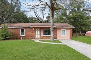 5306 Catalina St, Milton, FL 32571 - Photo 1