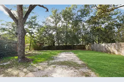 5306 Catalina Street, Milton, FL 32571 - Photo 12