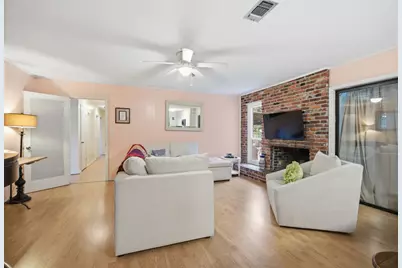 201 S Sunset Boulevard S, Gulf Breeze, FL 32561 - Photo 8