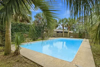 201 S Sunset Boulevard S, Gulf Breeze, FL 32561 - Photo 1
