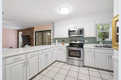 201 S Sunset Boulevard S, Gulf Breeze, FL 32561 - Photo 10