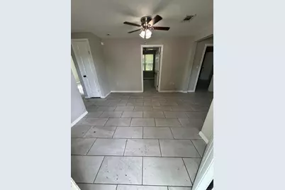 650 Blakely Avenue, Crestview, FL 32536 - Photo 8