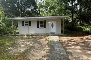 650 Blakely Ave, Crestview, FL 32536 - Photo 1