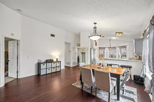 9446 Parker Pl Dr, Navarre, FL 32566 - Photo 6