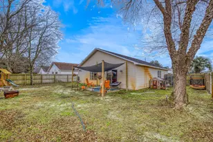 9446 Parker Pl Dr, Navarre, FL 32566 - Photo 50