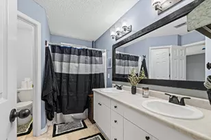 9446 Parker Pl Dr, Navarre, FL 32566 - Photo 34