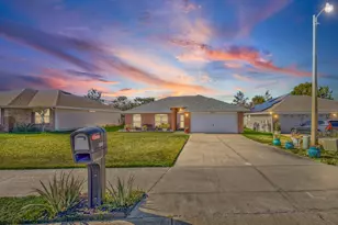 1953 Shadow Lake Dr, Gulf Breeze, FL 32563 - Photo 2