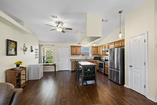 1953 Shadow Lake Dr, Gulf Breeze, FL 32563 - Photo 8