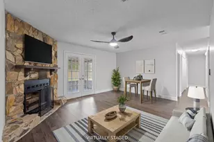 4327 Lisa Ct, Gulf Breeze, FL 32563 - Photo 4