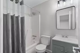 4327 Lisa Ct, Gulf Breeze, FL 32563 - Photo 10