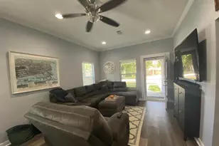 1106 W Gregory Street W, Pensacola, FL 32502 - Photo 4